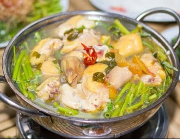 Gà Nấu Lẩu Lá Giang VN ( Gà Rẫy)